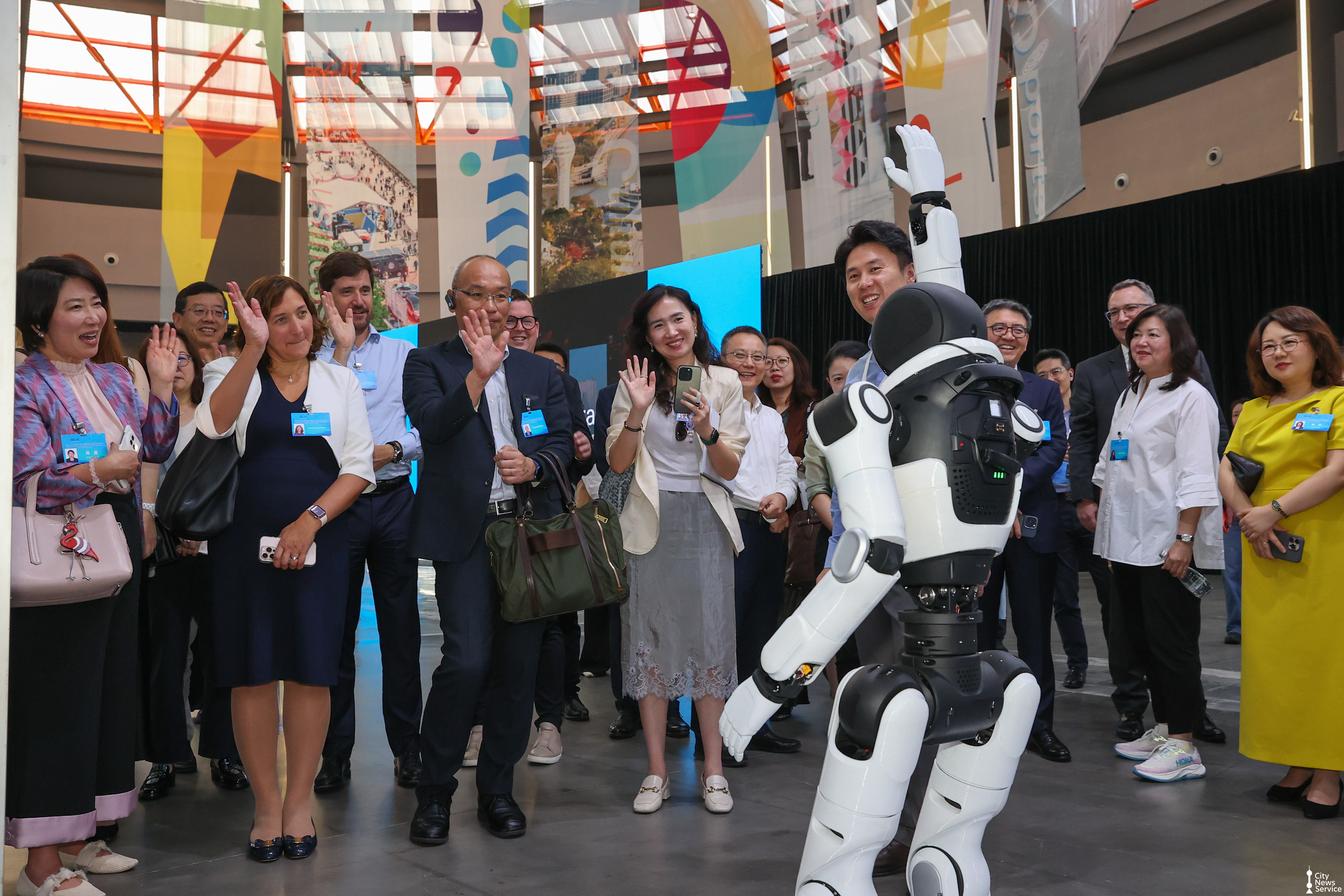 Shanghai Kicks Off IBLAC with Spotlight on AI, Future Tech