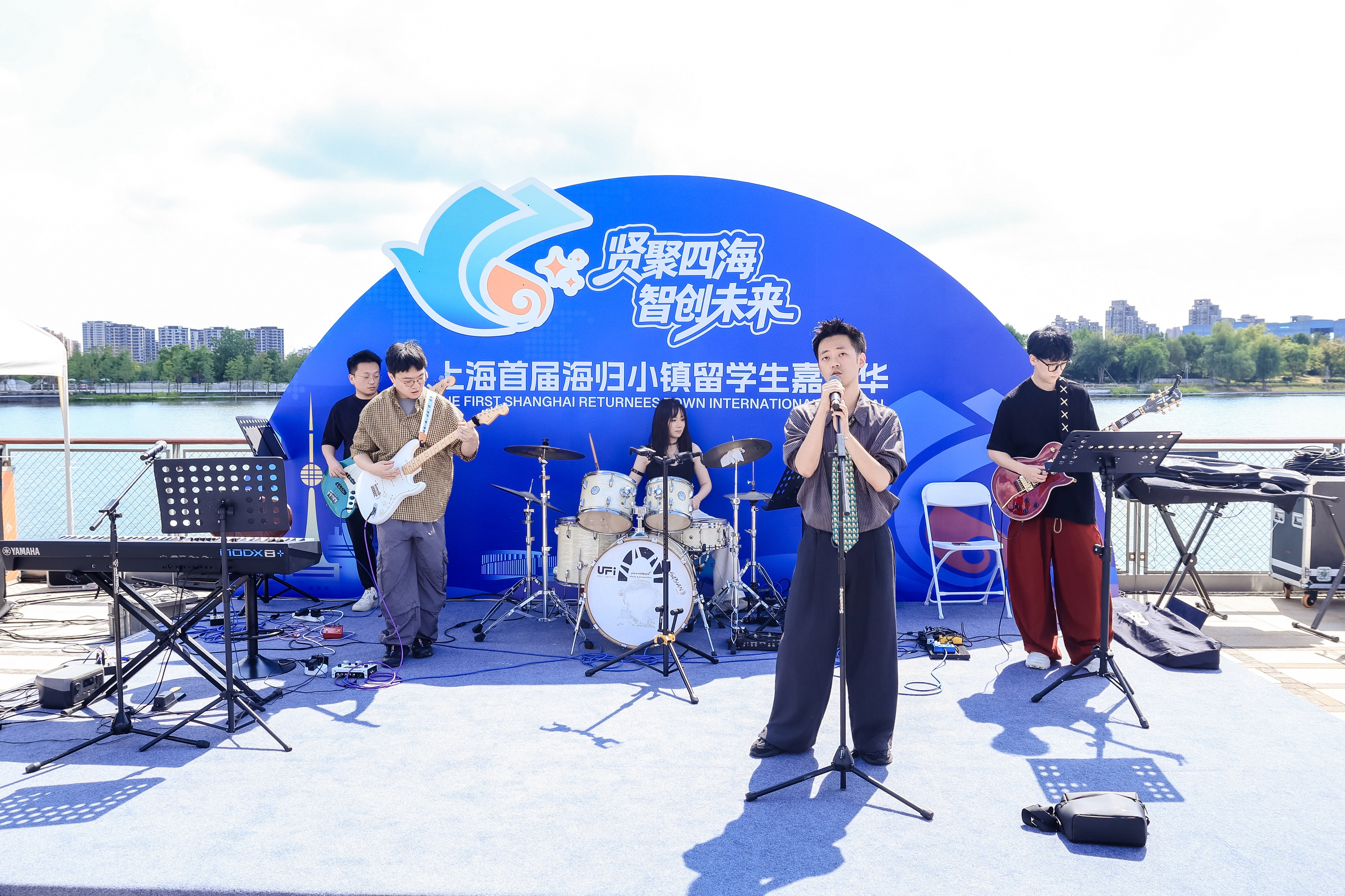Waterfront Market Takes Center Stage at Returnees Town Festival