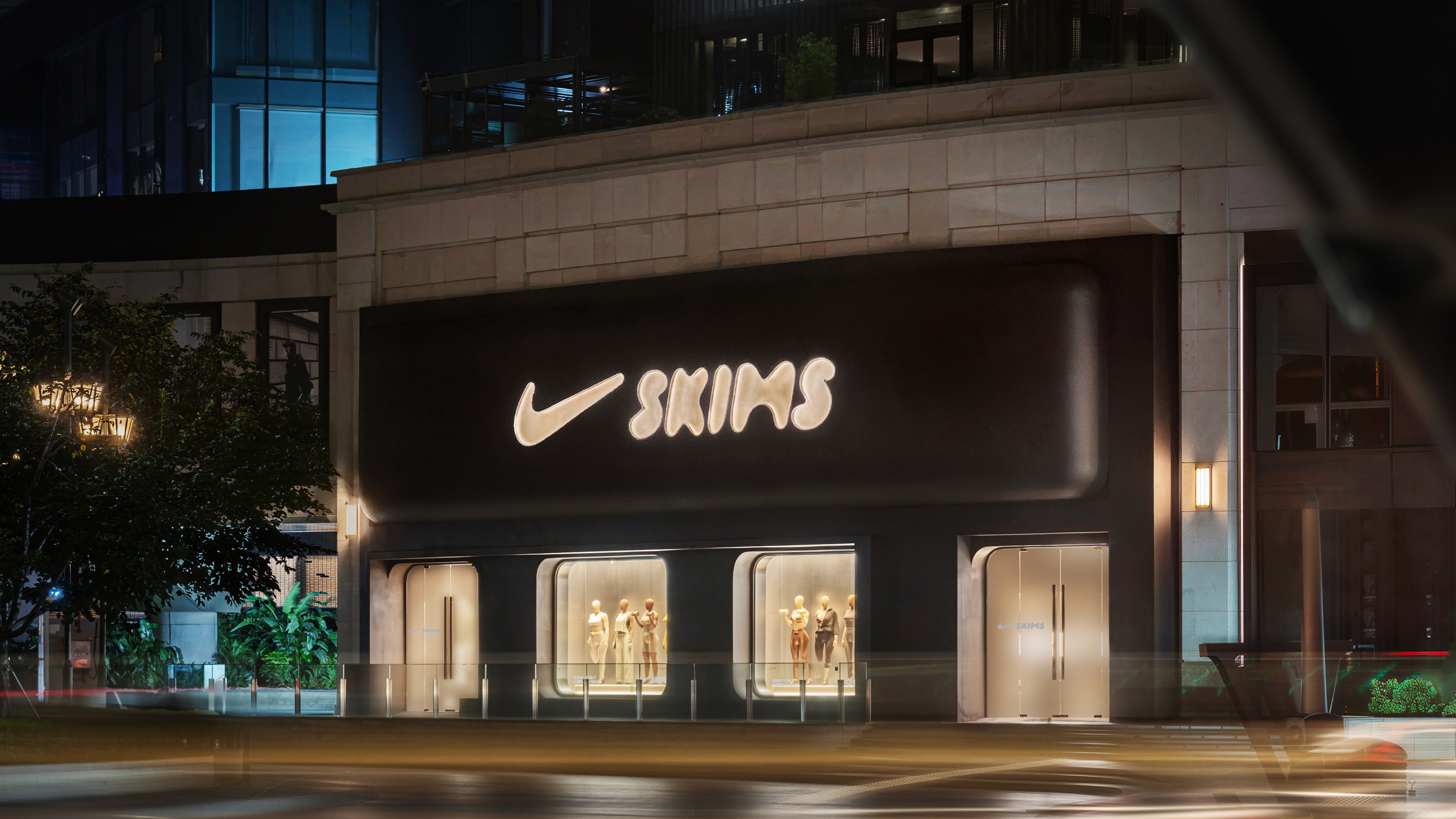 Tech, Fashion and Design Stores Set Up Shop on Nanjing Rd W.